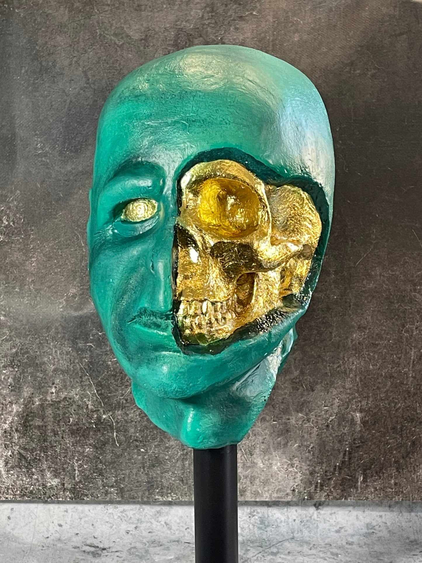 Sculpture du Seigneur des Ténèbres - Version Bronze et Or - Edition Limitee - Sculpture Pop Art En Argile
